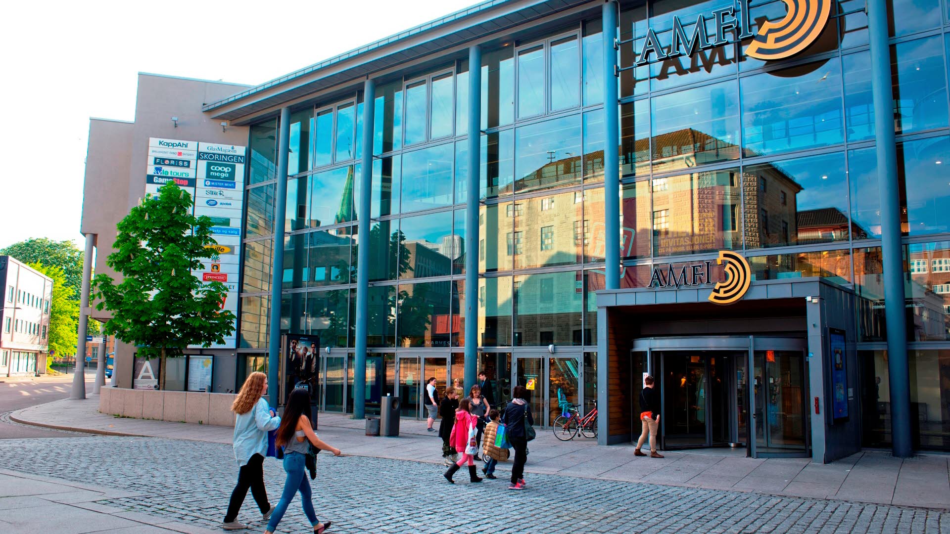 AMFI Moss-Fasade-05.jpg